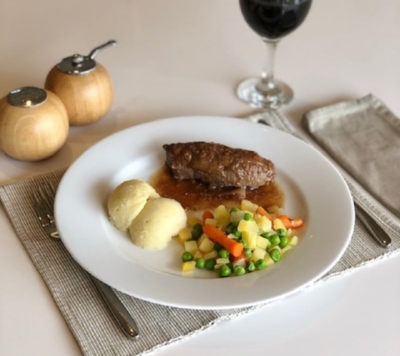 Beef Olives, Potatoes & Vegetables